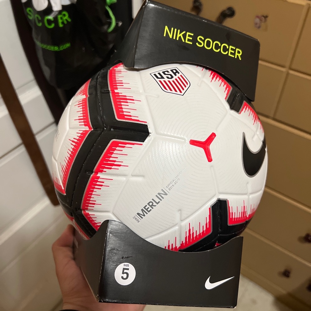 Nike Merlin Official Match Soccer Ball